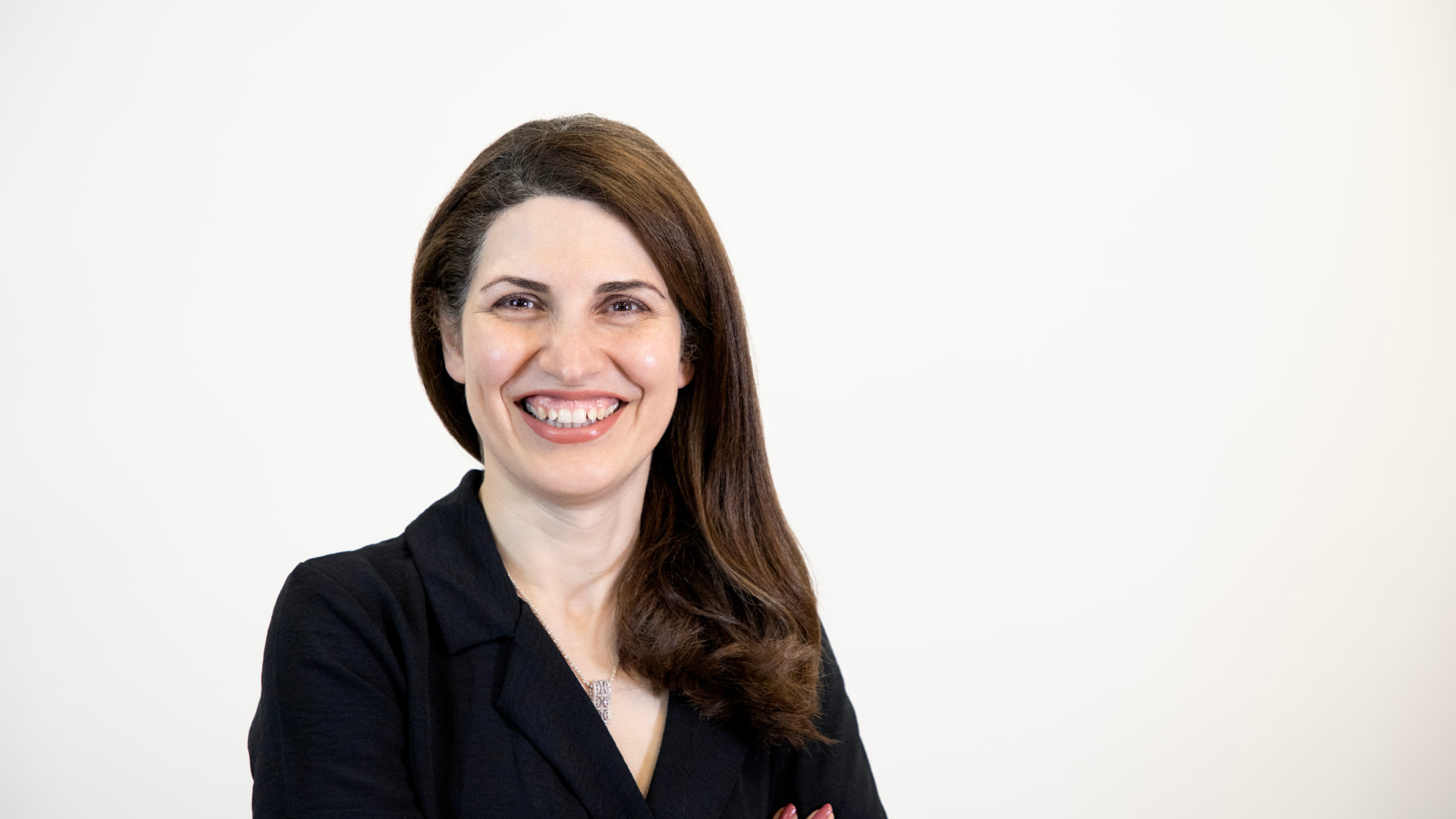 Dr. Neda Maria Kaizumi